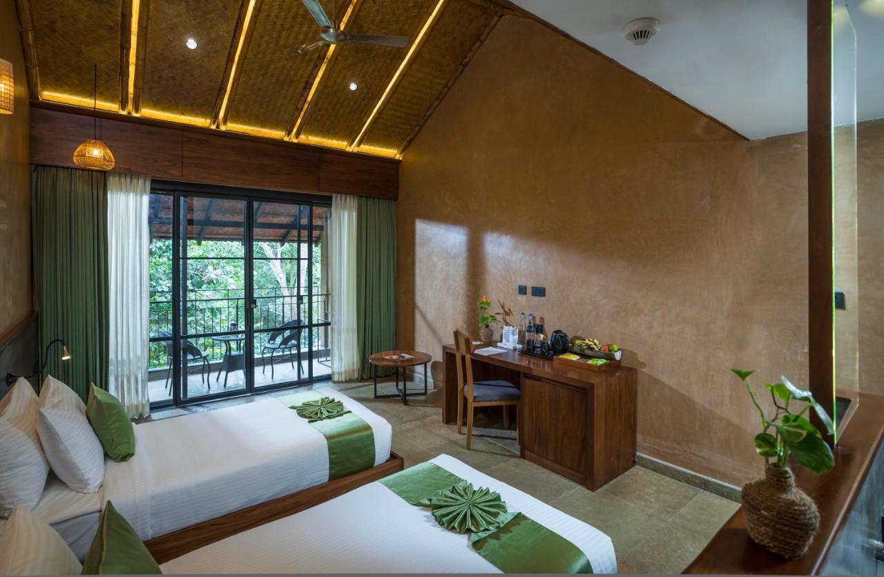 Klov Resort & Spa Ваянад Экстерьер фото