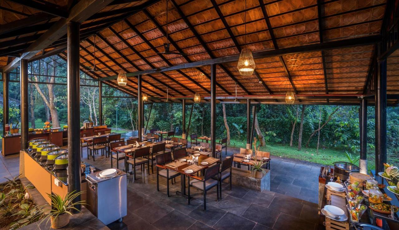 Klov Resort & Spa Ваянад Экстерьер фото